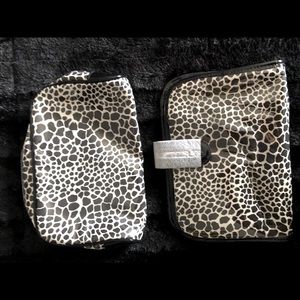 Animal print 2 make-up cases
